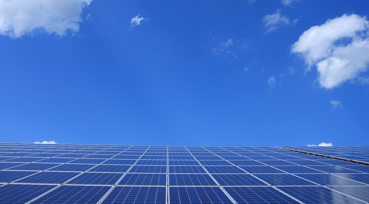 découvrez les panneaux solaires portables, une solution pratique et écologique pour alimenter vos appareils partout où vous allez. idéaux pour le camping, les voyages ou les situations d'urgence, ces panneaux offrent une recharge efficace et durable grâce à l'énergie solaire.
